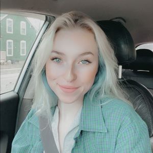 Meet your Posher, Gigi ❤️‍🔥